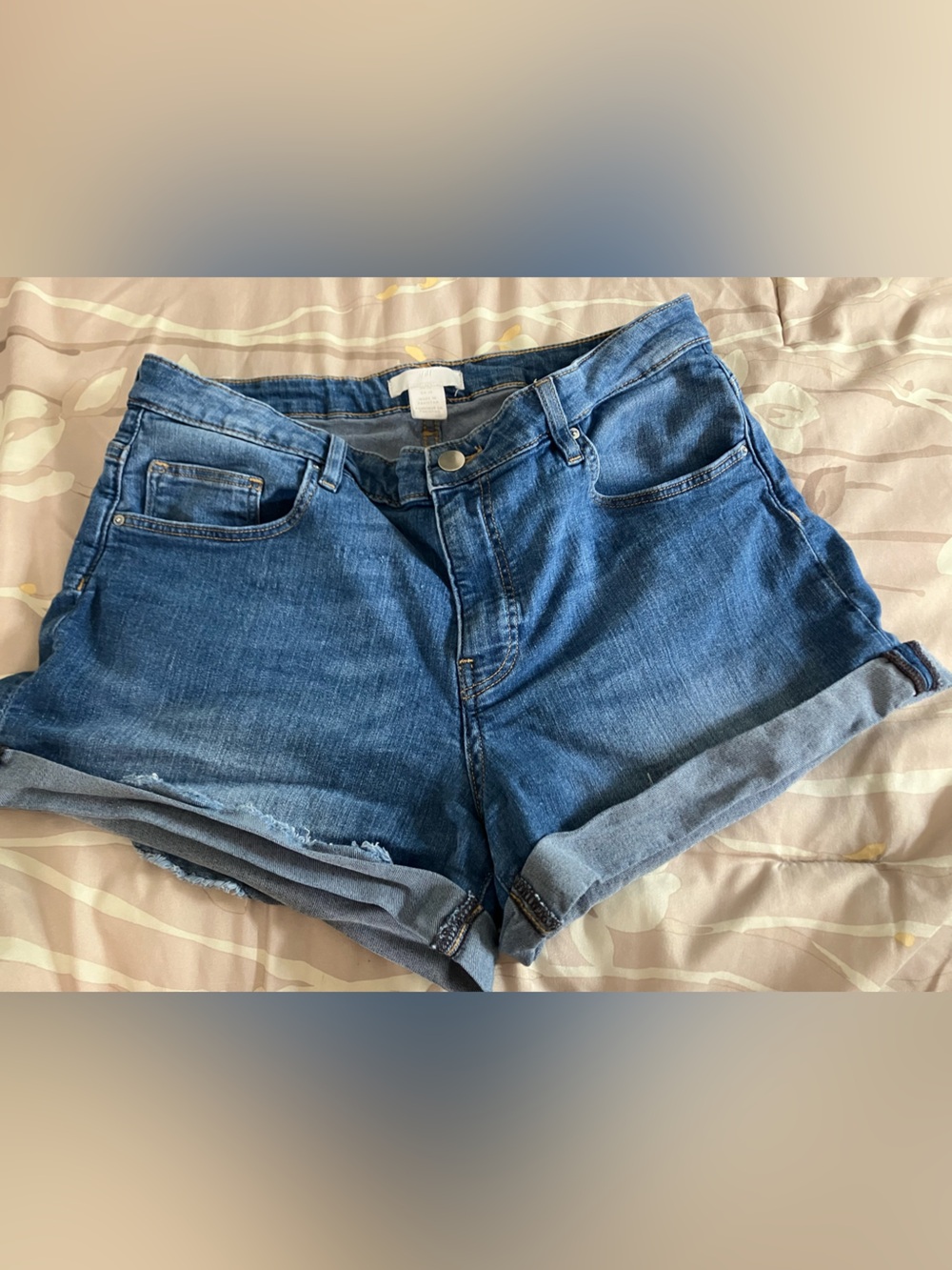 H&M Denim Rolled Hem Women's Shorts in Blue
